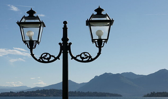 LED lights illuminate the city of Ninghai 